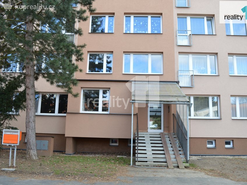 Pronájem bytu 2+kk 40 m^2 Rimavské Soboty, Kolín 