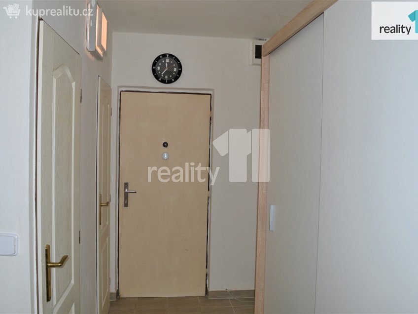 Pronájem bytu 2+kk 40 m^2 Rimavské Soboty, Kolín 