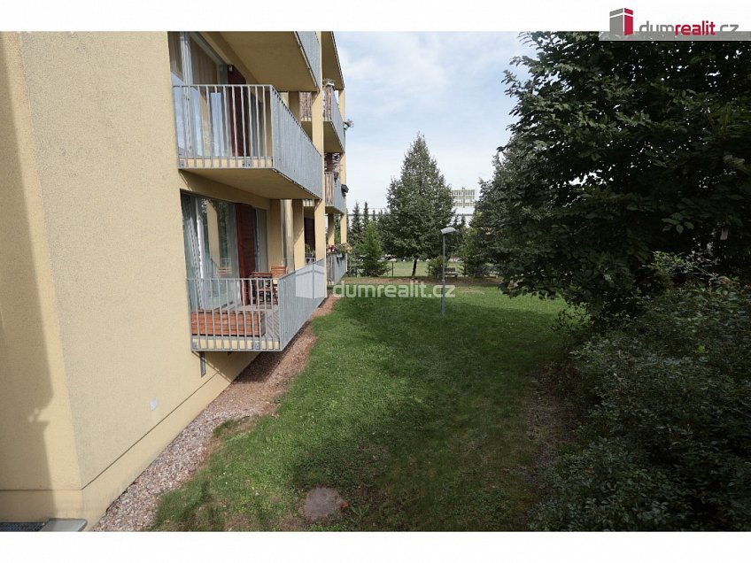 Pronájem bytu 2+kk 71 m^2 Rýnská, Praha-Čakovice 