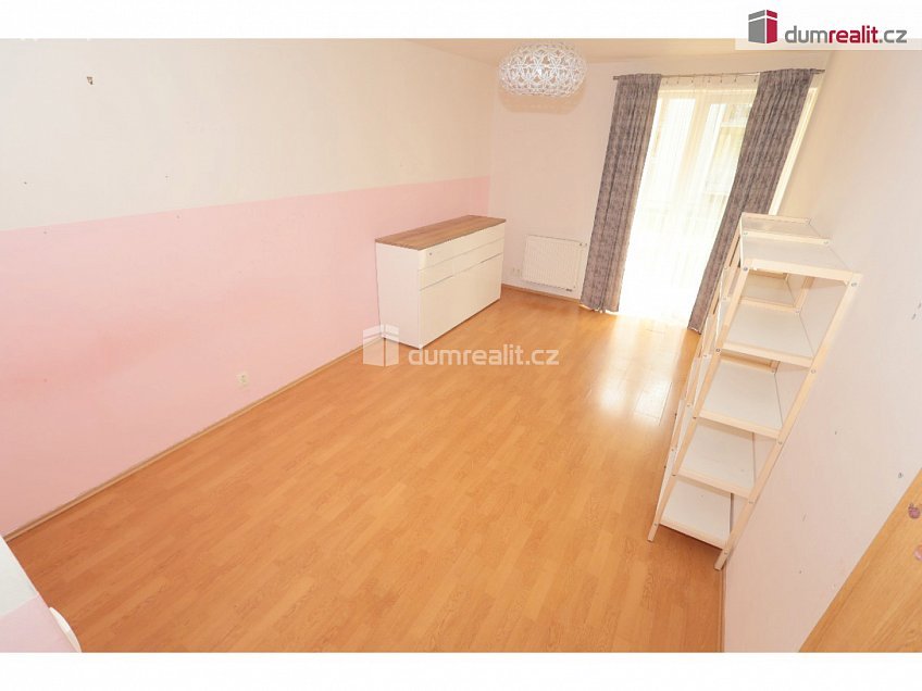 Pronájem bytu 2+kk 71 m^2 Rýnská, Praha-Čakovice 