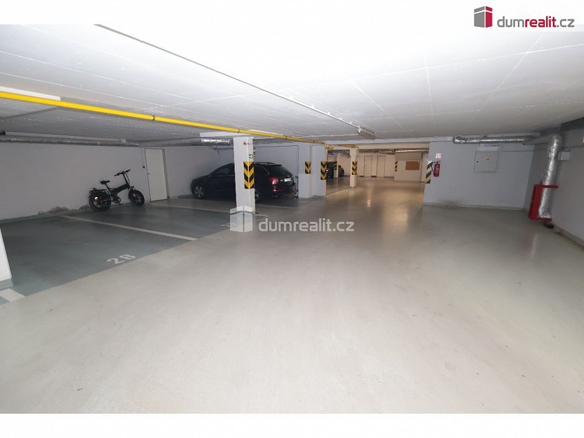 Pronájem bytu 2+kk 71 m^2 Rýnská, Praha-Čakovice 