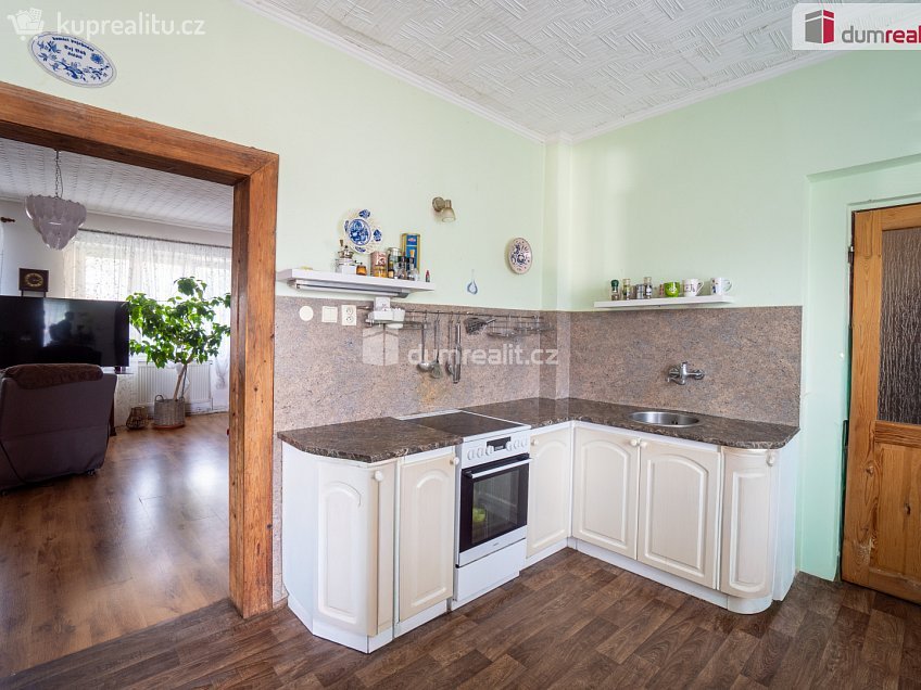 Prodej  vily 303 m^2 V Průčelí, Ústí nad Labem 