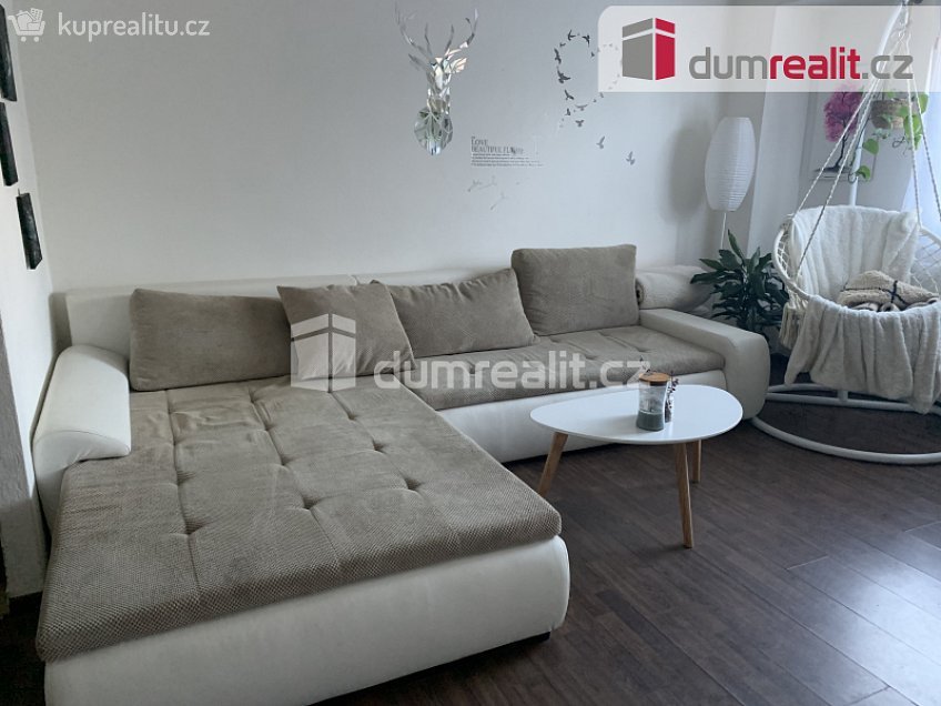 Pronájem bytu 2+kk 48 m^2 Branky, Branky 