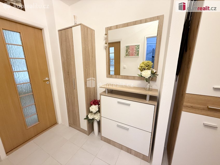 Prodej bytu 2+kk 52 m^2 Školská čtvrť, Frenštát pod Radhoštěm 