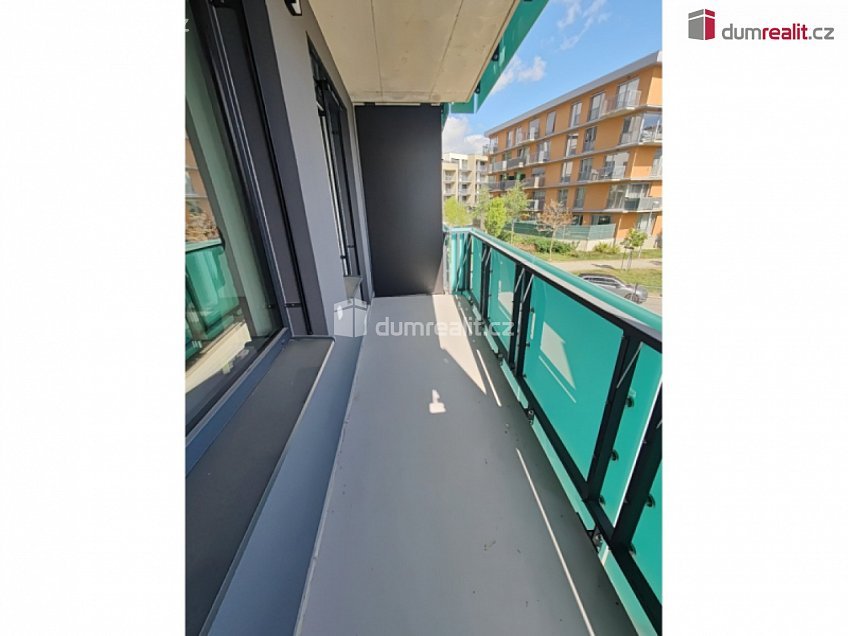 Pronájem bytu 1+kk 39 m^2 Olgy Havlové, Praha 3 