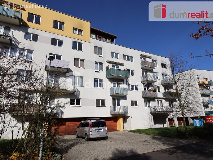 Pronájem bytu 1+kk 38 m^2 Nejdlova, Karlovy Vary 