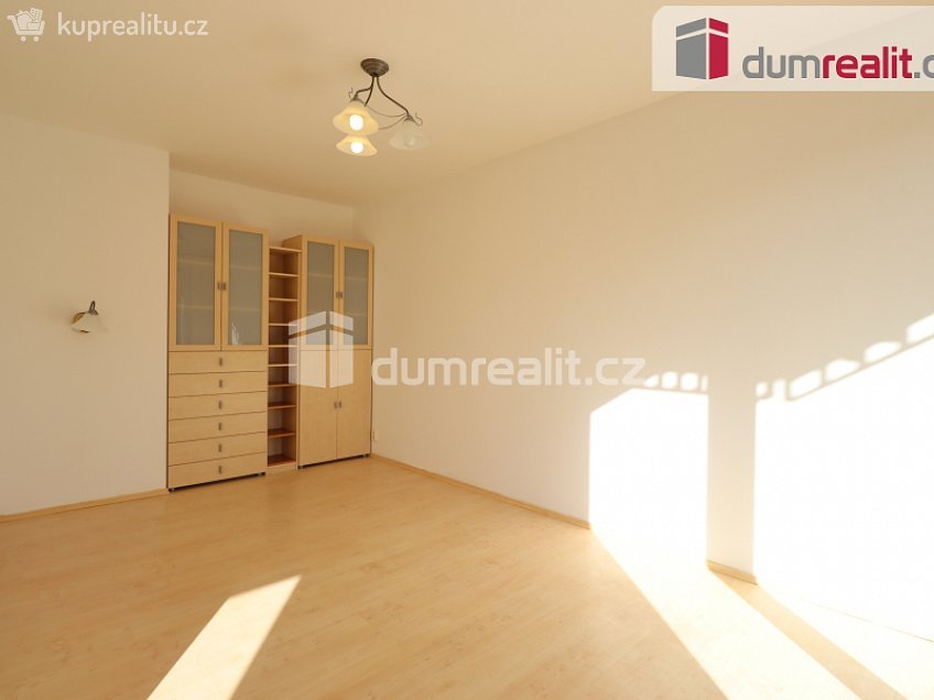 Pronájem bytu 1+kk 38 m^2 Nejdlova, Karlovy Vary 