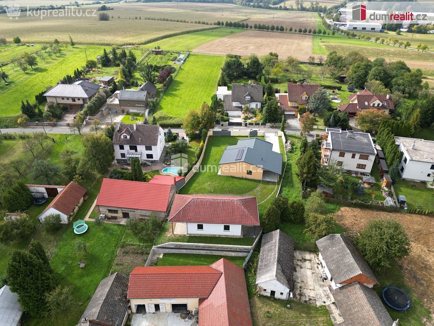 Prodej  rodinného domu 250 m^2 Tečovice, Tečovice 