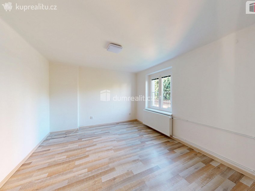 Pronájem bytu 2+kk 33 m^2 Polní, Opava 