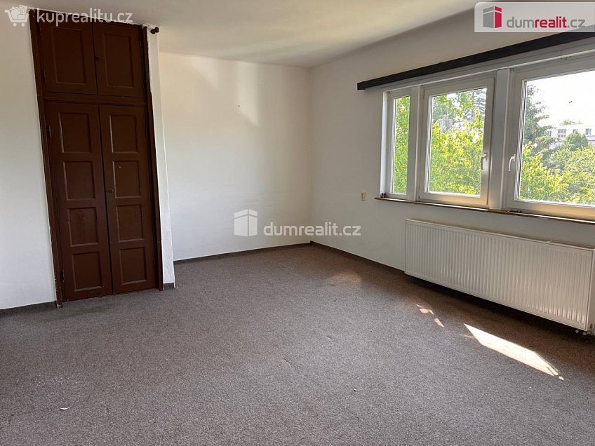 Prodej  rodinného domu 117 m^2 Arbesova, Pardubice 