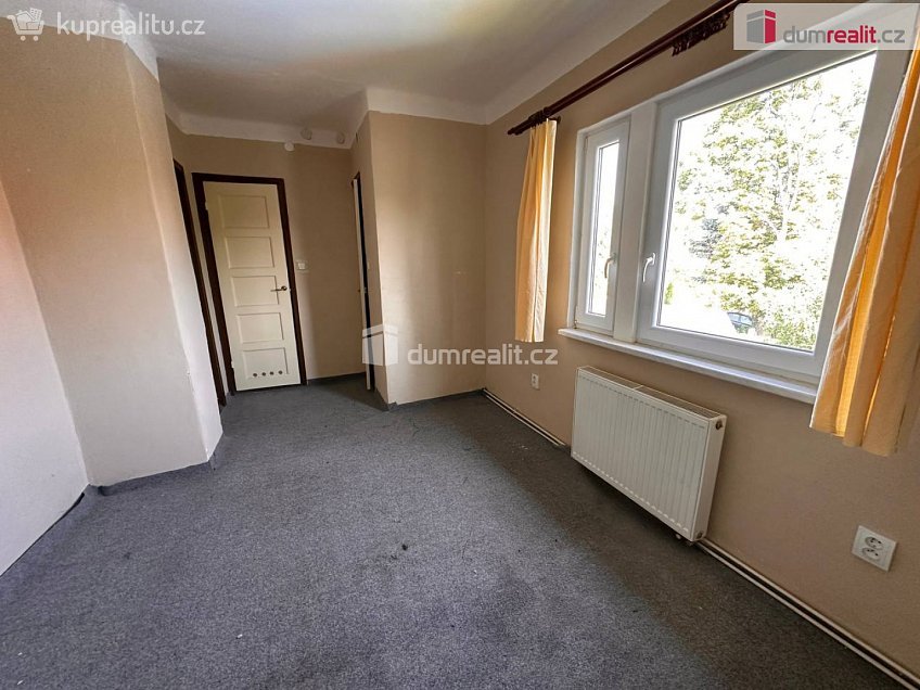 Prodej  rodinného domu 117 m^2 Arbesova, Pardubice 