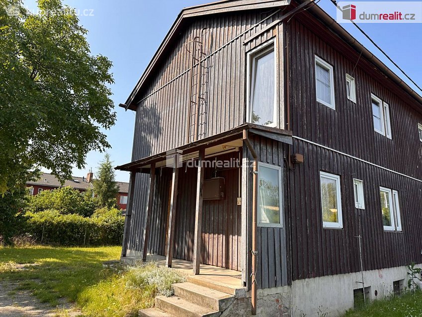 Prodej  rodinného domu 117 m^2 Arbesova, Pardubice 