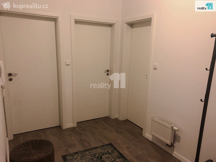 Pronájem bytu 2+kk 56 m^2 Vltavínová, Plzeň 