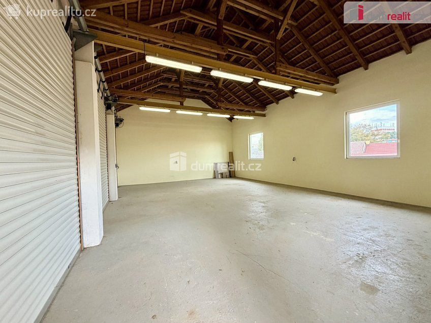 Prodej  rodinného domu 250 m^2 Tečovice, Tečovice 