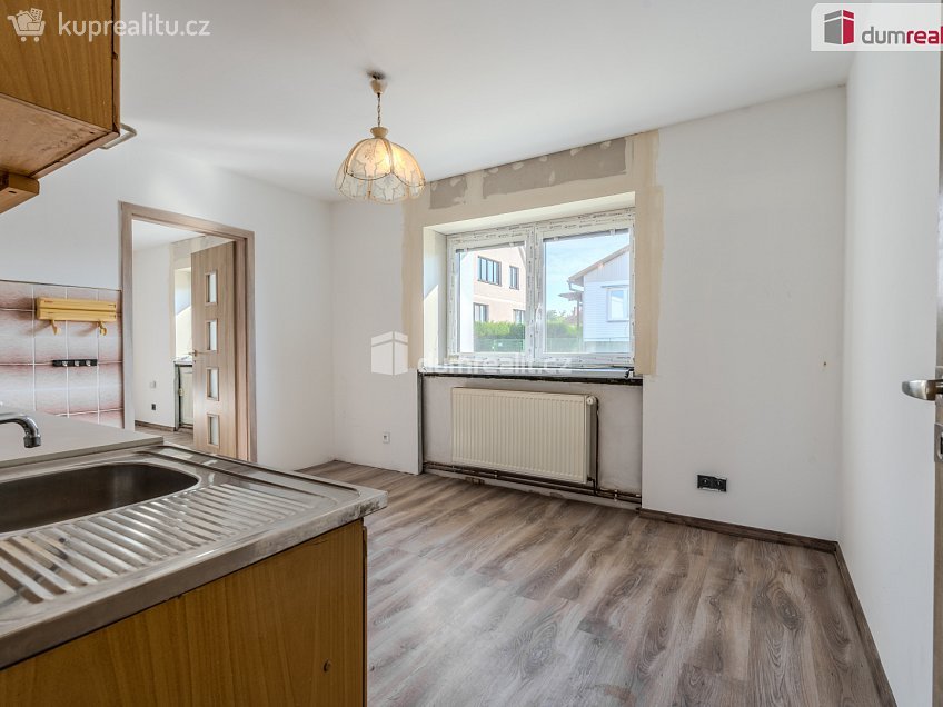 Prodej  rodinného domu 460 m^2 Vetelská, Vědomice 