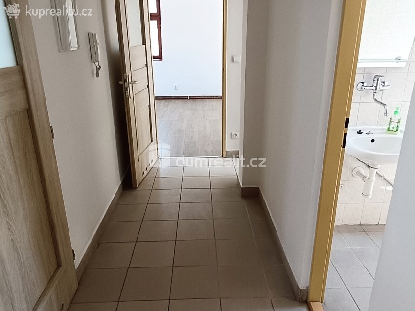 Pronájem bytu 2+1 58 m^2 Lipová, Česká Kamenice 