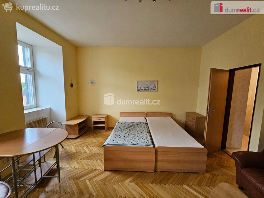 Pronájem bytu 2+kk 40 m^2 Úzká, Mariánské Lázně 