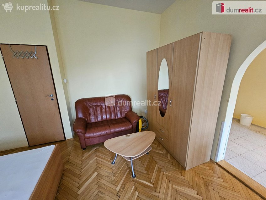 Pronájem bytu 2+kk 40 m^2 Úzká, Mariánské Lázně 