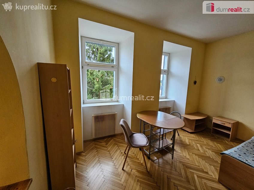 Pronájem bytu 2+kk 40 m^2 Úzká, Mariánské Lázně 
