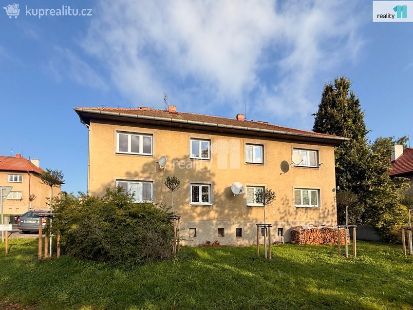 Prodej bytu 2+1 61 m^2 Sídliště, Radnice 