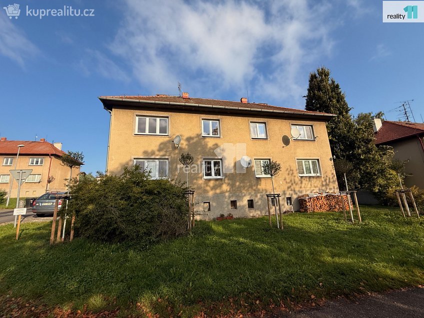 Prodej bytu 2+1 61 m^2 Sídliště, Radnice 