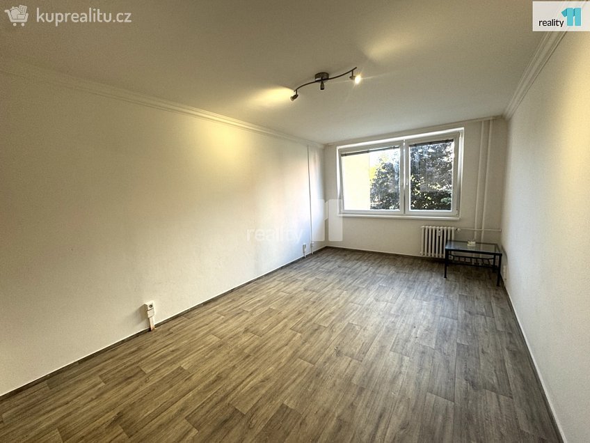 Pronájem bytu 3+kk 67 m^2 Chodovická, Praha 20 
