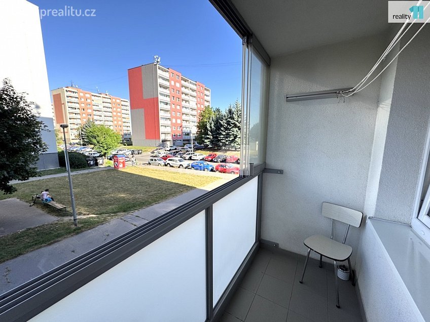 Pronájem bytu 3+kk 67 m^2 Chodovická, Praha 20 