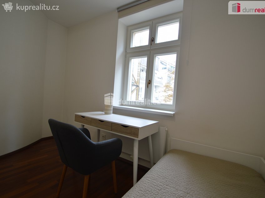 Pronájem bytu 3+1 89 m^2 Pavla Švandy ze Semčic, Praha 5 