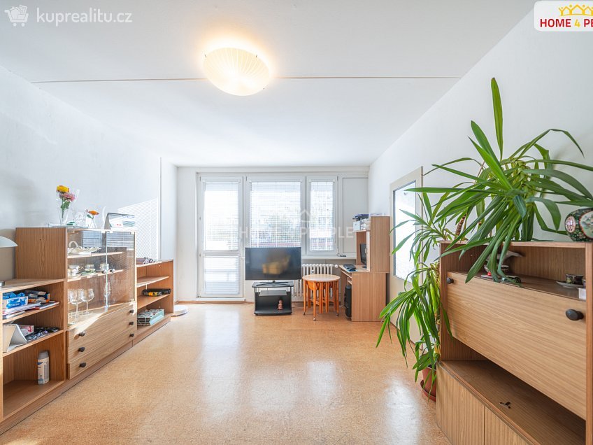 Prodej bytu 3+1 75 m^2 Kurzova, Praha 13 