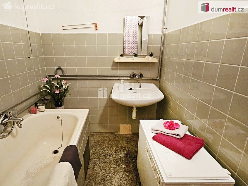 Pronájem bytu 1+1 59 m^2 Komenského, Terezín 