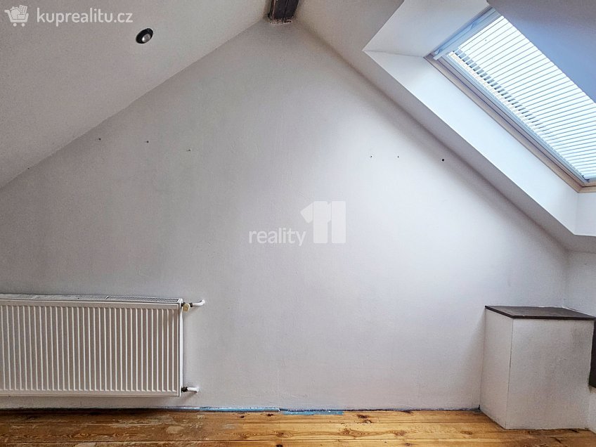 Pronájem bytu 2+kk 74 m^2 Karoliny Světlé, Kolín 