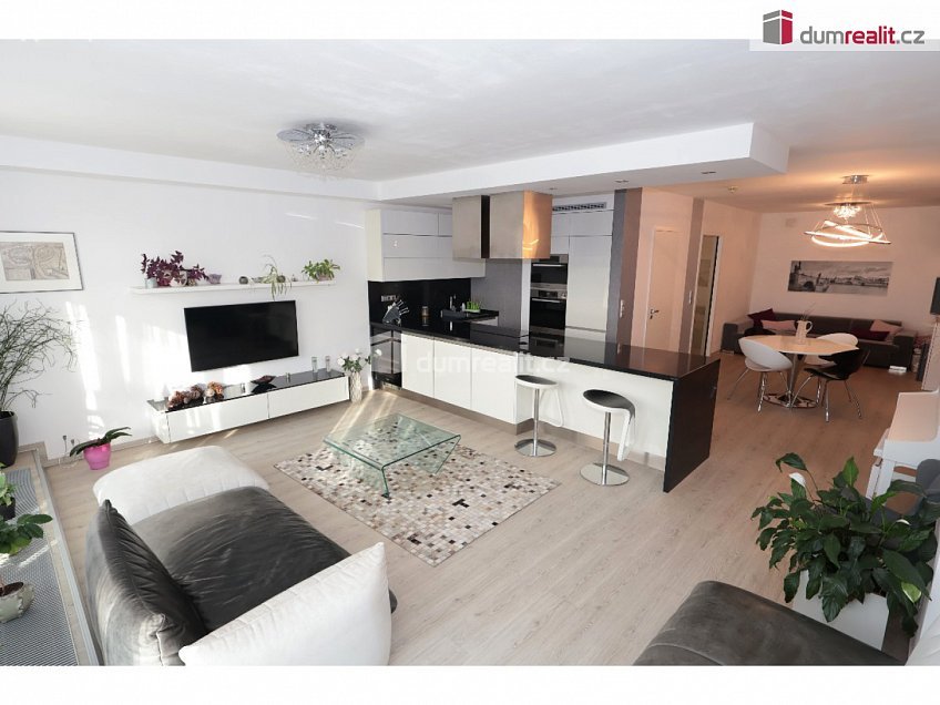 Prodej bytu 3+kk 157 m^2 Talichova, Praha 6 