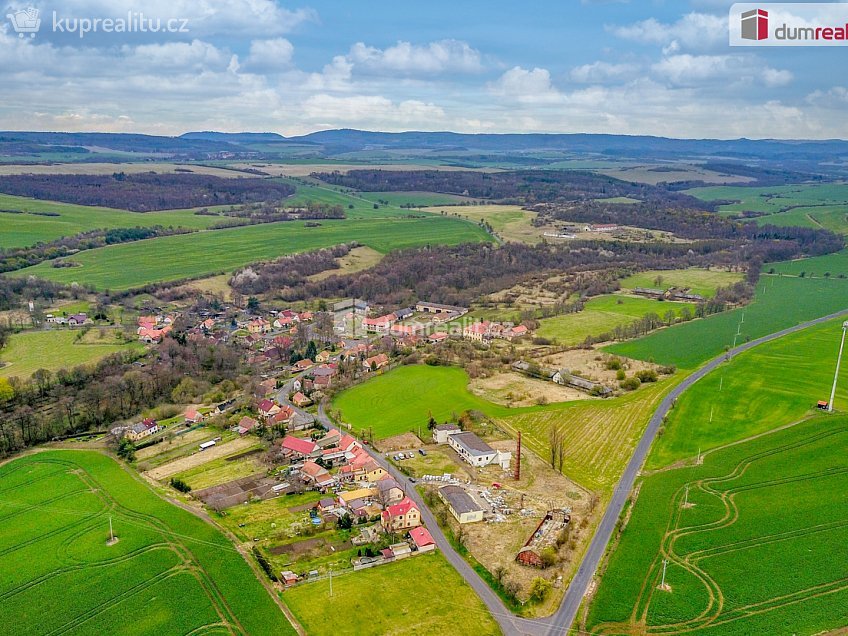 Prodej  stavebního pozemku 901 m^2 Krásný Dvůr, Krásný Dvůr 
