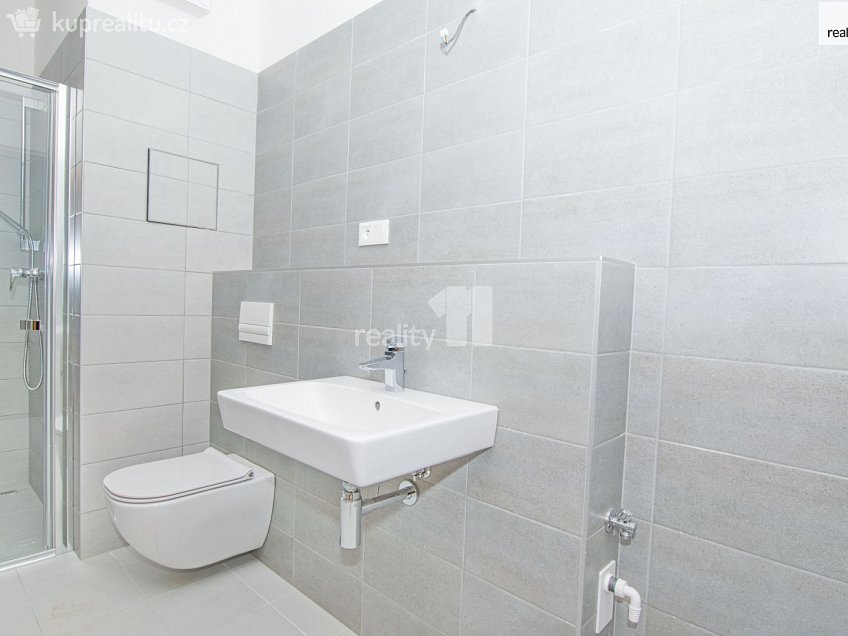 Prodej bytu 2+kk 60 m^2 Švermova, Liberec 