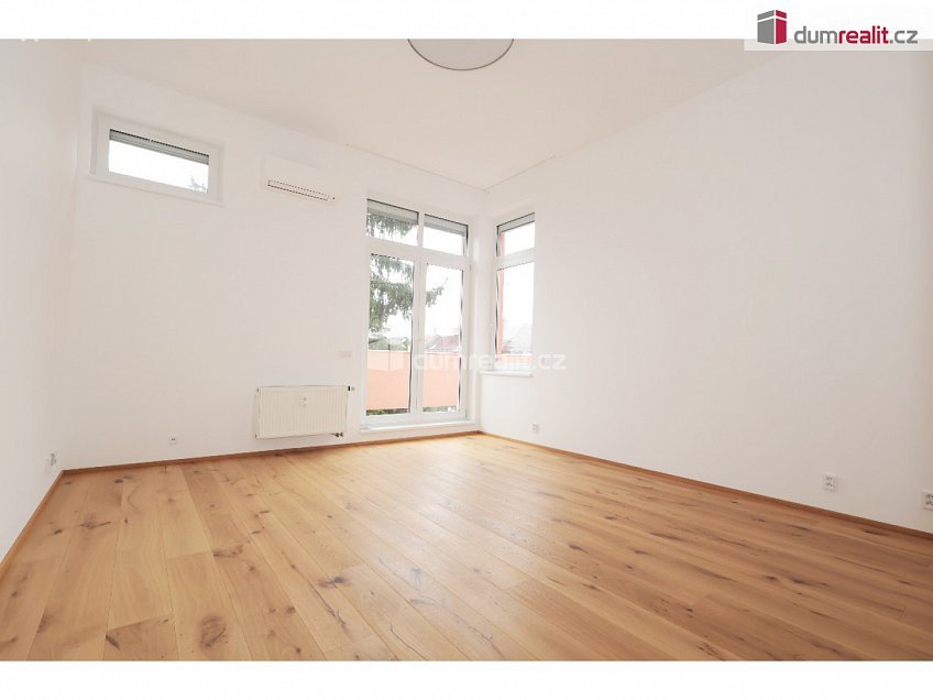 Prodej bytu 3+kk 114 m^2 Na pokraji, Praha 9 