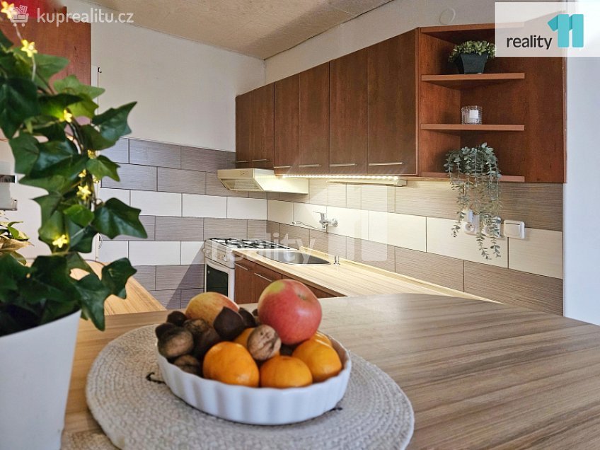 Pronájem bytu 2+kk 38 m^2 Moravcova, Kolín 