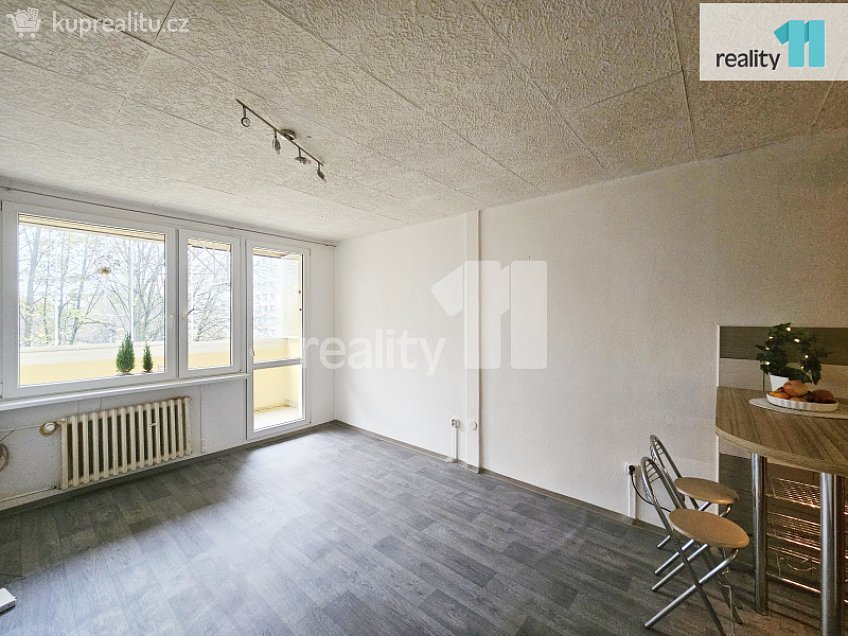 Pronájem bytu 2+kk 38 m^2 Moravcova, Kolín 