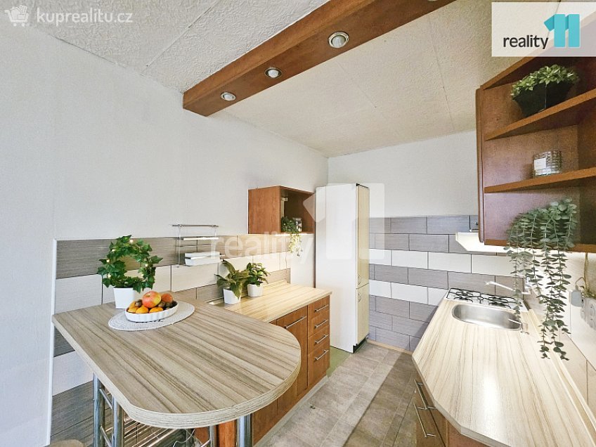 Pronájem bytu 2+kk 38 m^2 Moravcova, Kolín 