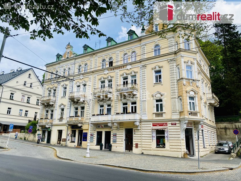 Pronájem bytu 2+1 102 m^2 Poštovní, Mariánské Lázně 
