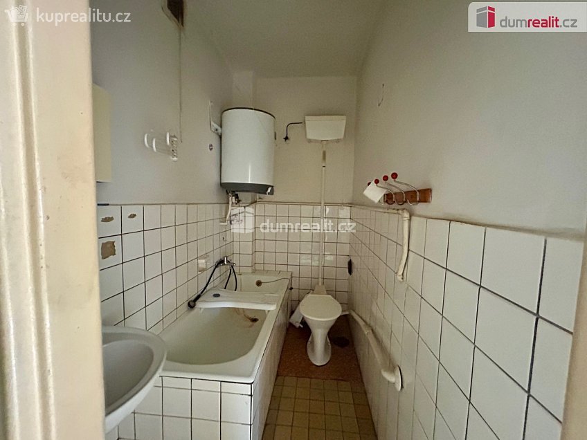 Prodej  rodinného domu 70 m^2 Polepská, Kolín 