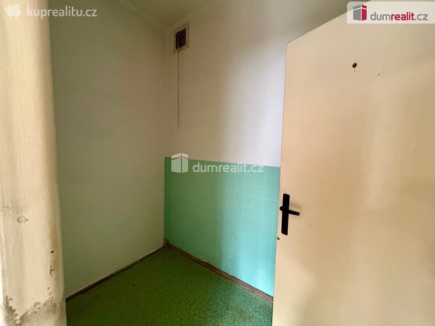 Prodej  rodinného domu 70 m^2 Polepská, Kolín 