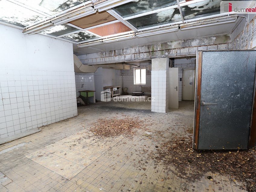 Prodej  komerční reality 600 m^2 Sokolovská, Karlovy Vary 