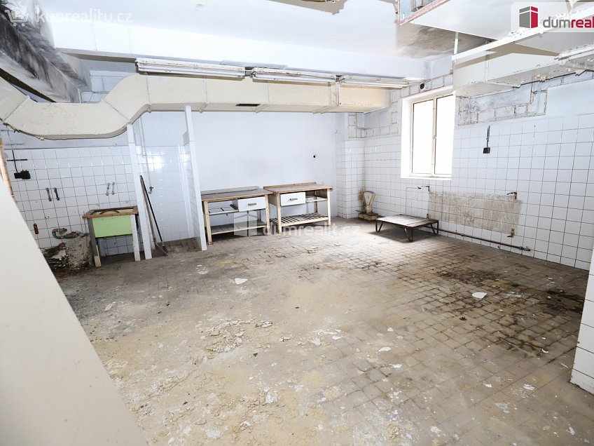 Prodej  komerční reality 600 m^2 Sokolovská, Karlovy Vary 