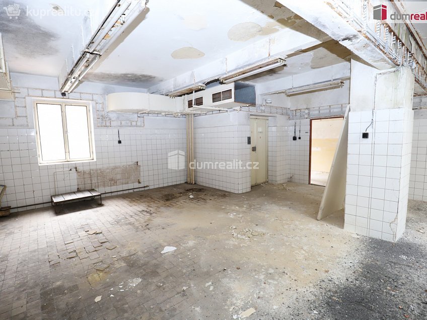 Prodej  komerční reality 600 m^2 Sokolovská, Karlovy Vary 