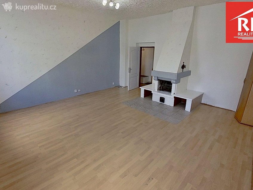 Prodej bytu 3+1 89 m^2 Chebská, Mariánské Lázně 