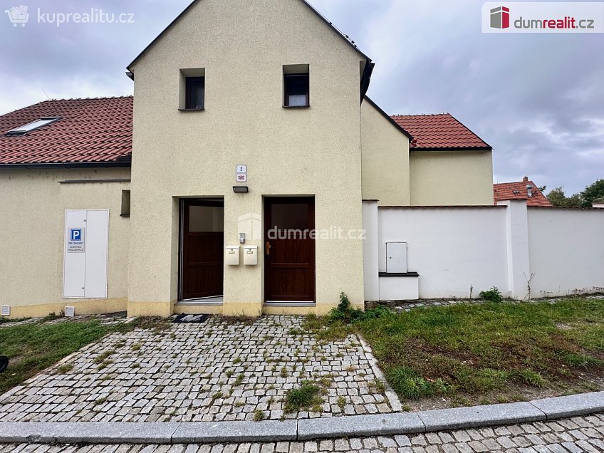 Pronájem bytu 2+kk 38 m^2 Zámecká, Mikulov 