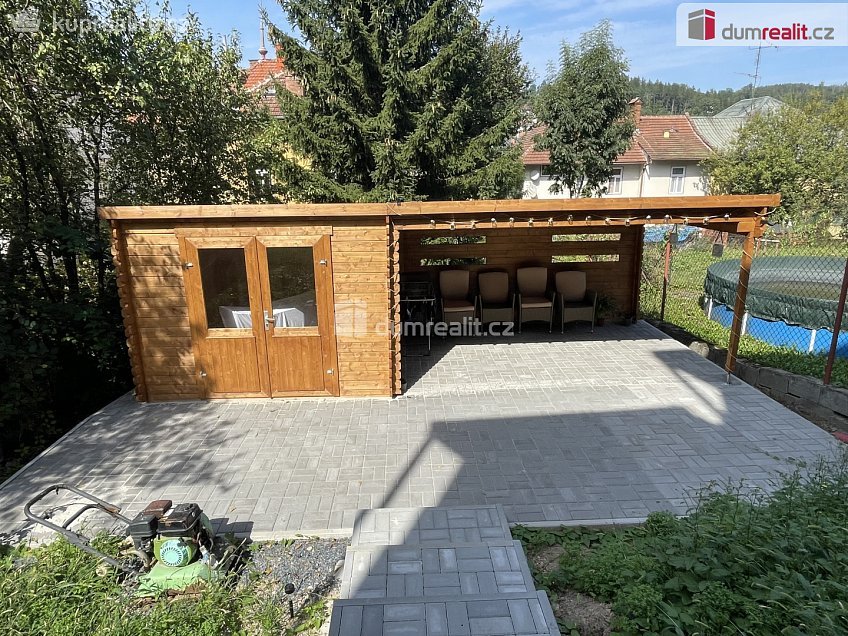 Pronájem bytu 2+kk 30 m^2 Zatloukalova, Luhačovice 