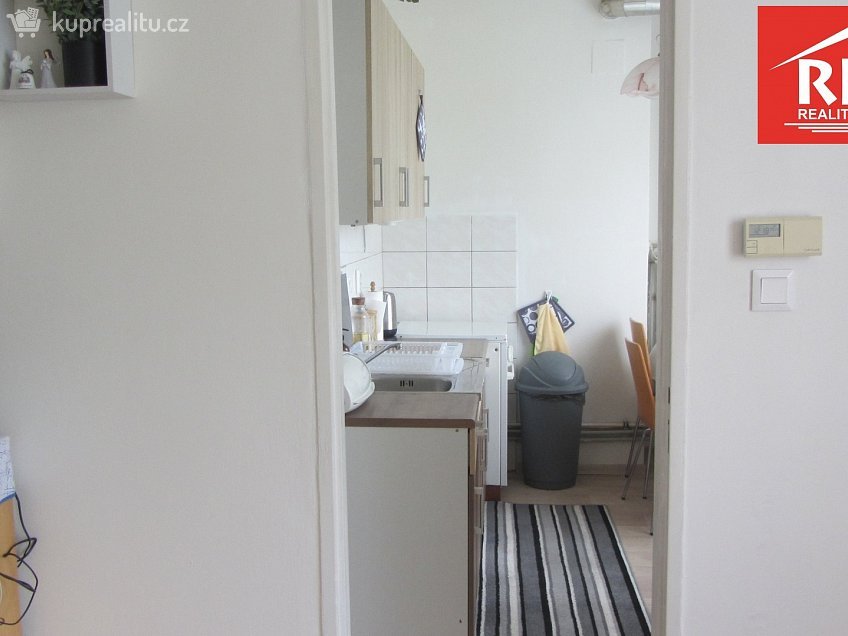 Pronájem bytu 1+1 39 m^2 K. Kučery, Karlovy Vary 