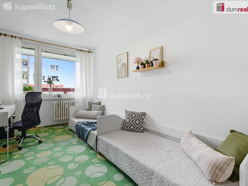 Prodej bytu 3+kk 70 m^2 Slévačská, Praha 14 