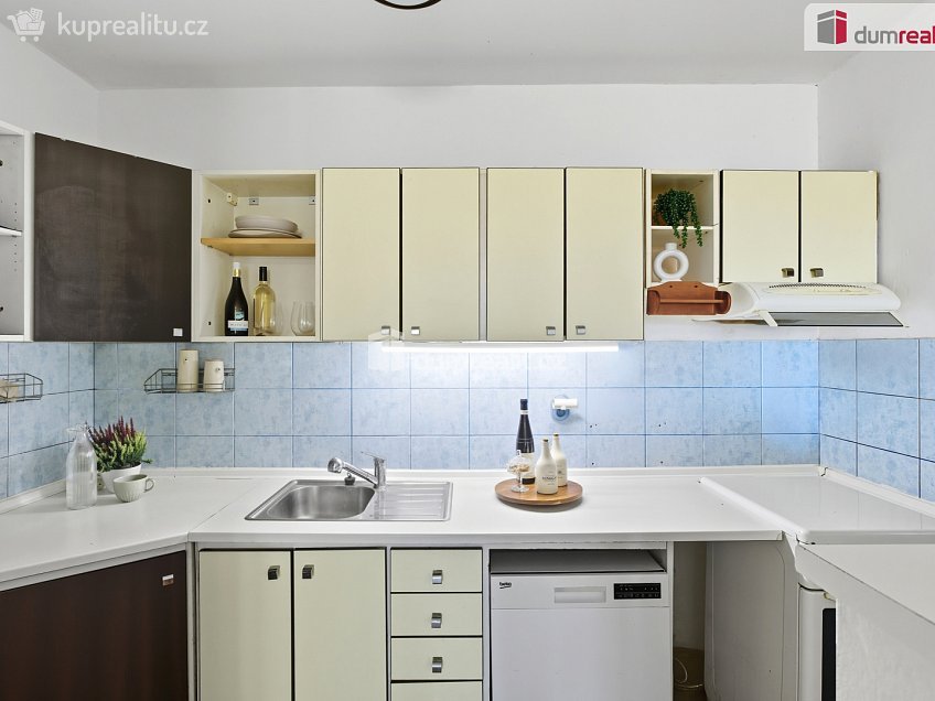 Prodej bytu 3+kk 70 m^2 Slévačská, Praha 14 